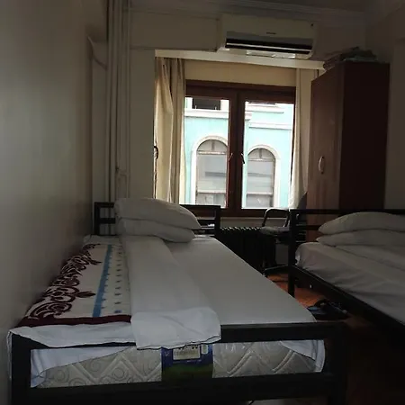 Star Hotel 2*